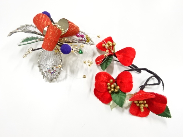 JAPANESE KIMONO / ANTIQUE HAIR ACCESSORY SET